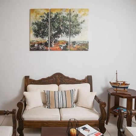 Aegina Town Apartment , With Private Parking Exteriér fotografie