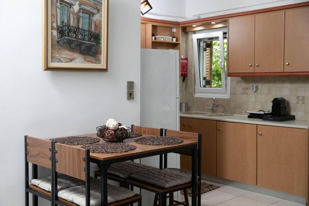 Aegina Town Apartment , With Private Parking Exteriér fotografie